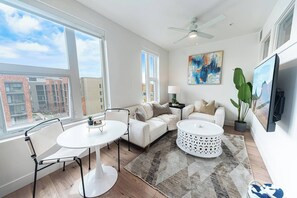 TV connectée, jeux vidéo