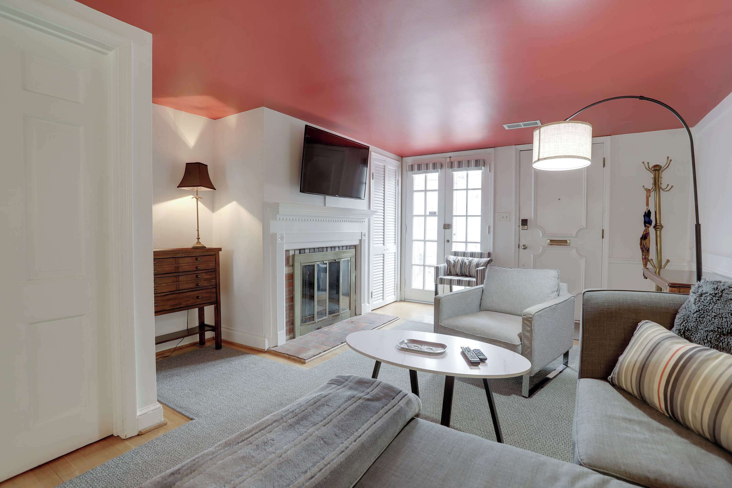 Télévision, espaces bureaux