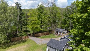 Exterior - The Cozy Cabins at Walnut Grove- Your Perfect Getaway near Hunter/ Windham (Ashland)