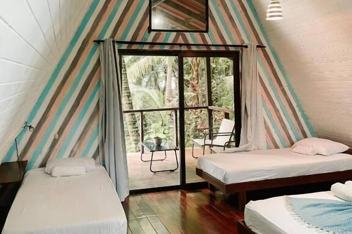 Cabin dành cho gia đình, quang cảnh vườn | 1 phòng ngủ, két bảo mật tại phòng