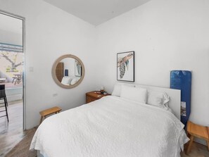 1 chambre, bureau, Wi-Fi gratuit, draps fournis