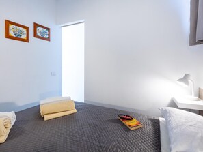 2 Schlafzimmer, Bügeleisen/Bügelbrett, Internetzugang, Bettwäsche