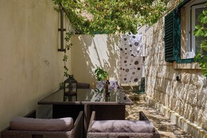 Classic Apartment | Terrace/patio - Mia's Wonderland (Dubrovnik)