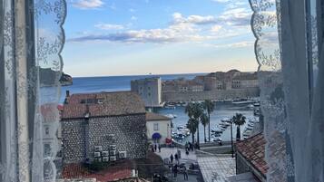 Comfort Apartment, City View | 1 bedroom, iron/ironing board, free WiFi