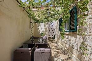 Appartement classique | Terrasse/patio