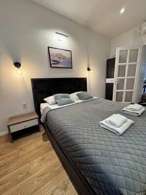 Comfort Apartment, City View