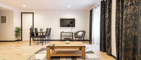 Apartment | Living room