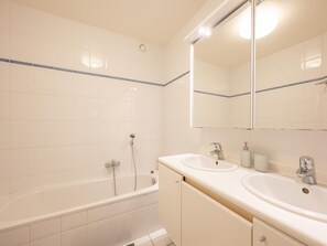 Bathroom - Apartment Near Albert Beach With Terrace (Knokke-Heist)