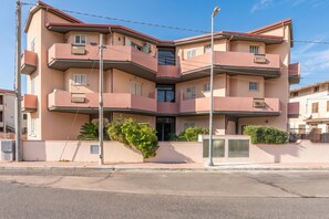 Standard Apartment, Multiple Bedrooms (Residence 4 Colonne) | Exterior - Residence 4 Colonne (Bosa)