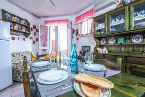 Standard Apartment, Multiple Bedrooms (Residence 4 Colonne) | Dining - Residence 4 Colonne (Bosa)