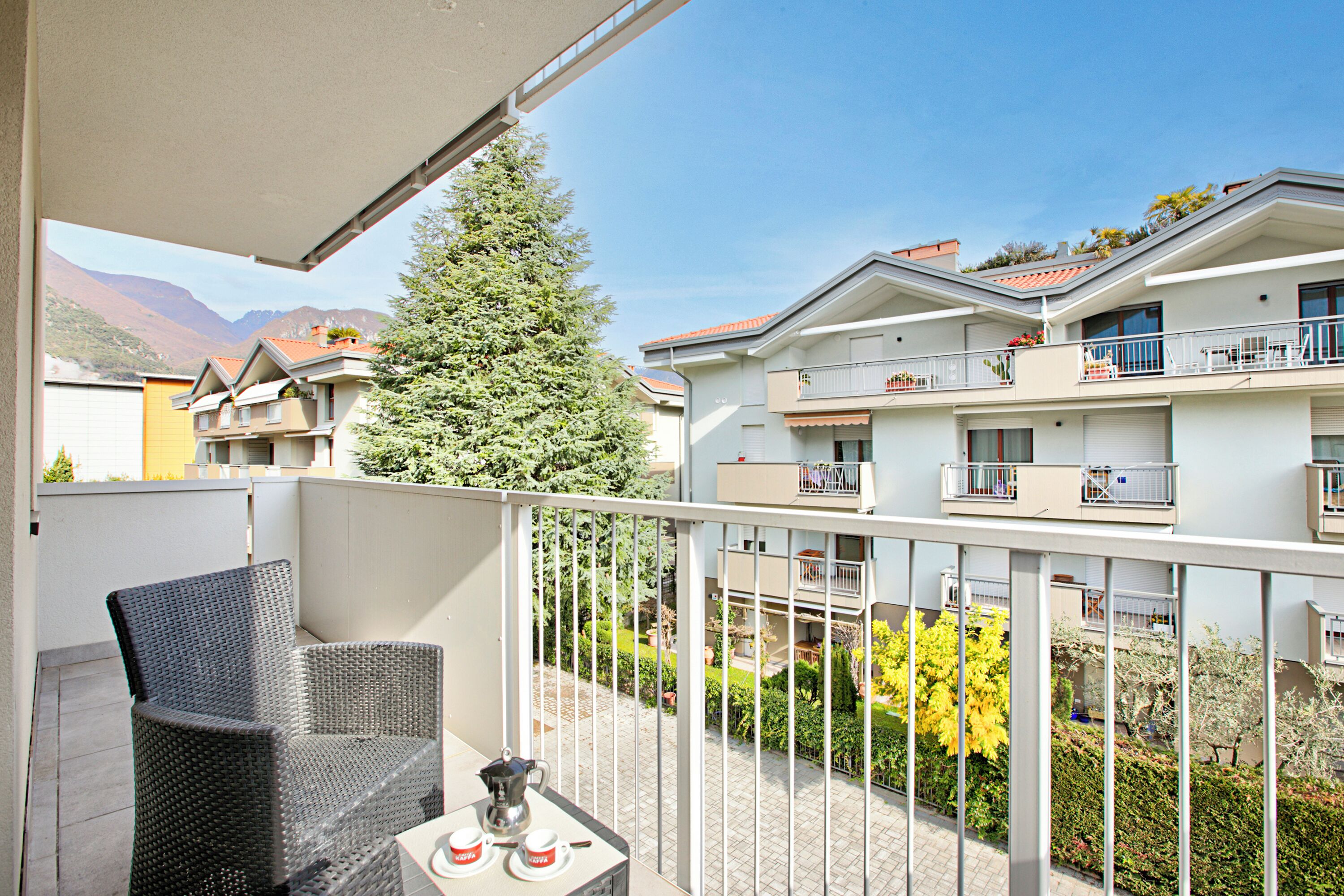 숙박 시설 구내