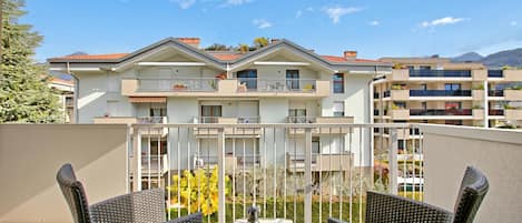 Family Apartment, Multiple Bedrooms (Claz House 2) | Property grounds