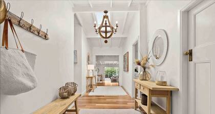 Conifer - Pet Friendly with Outdoor Spa