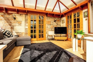 Living area - Beach lodge with Hot Tub (Ayr)