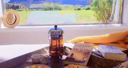 Highland House - 5 Star property, Incredible Views, spacious, private, modern, family or groups