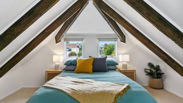 3 bedrooms, free WiFi, bed sheets