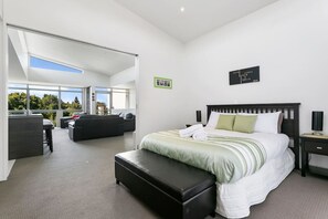 3 chambres, fer et planche à repasser, Wi-Fi