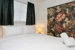 1 makuuhuone, silitysrauta/-lauta, Wi-Fi, vuodevaatteet