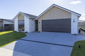 Exterior - Wharewaka Escape | Modern 3BR Family Home Near Lake & Shops (Taupō)