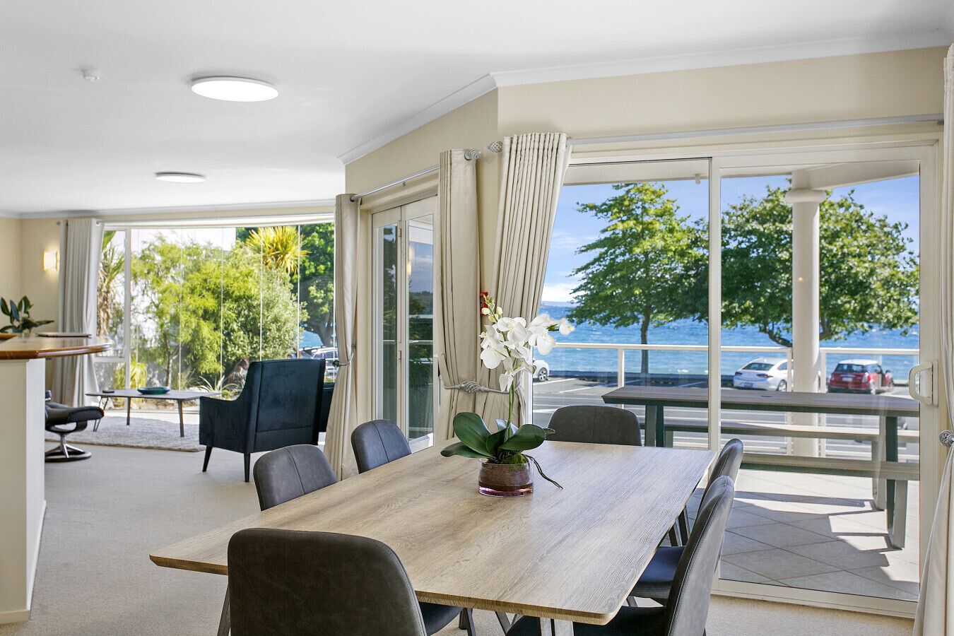 تناول الطعام