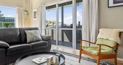 Kaihua Cabin| Stylish Taupō Hideaway w/ Mt Views & Modern Comforts