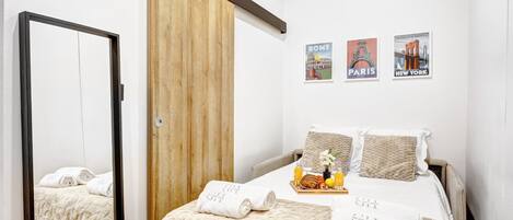 Accès Internet, draps fournis