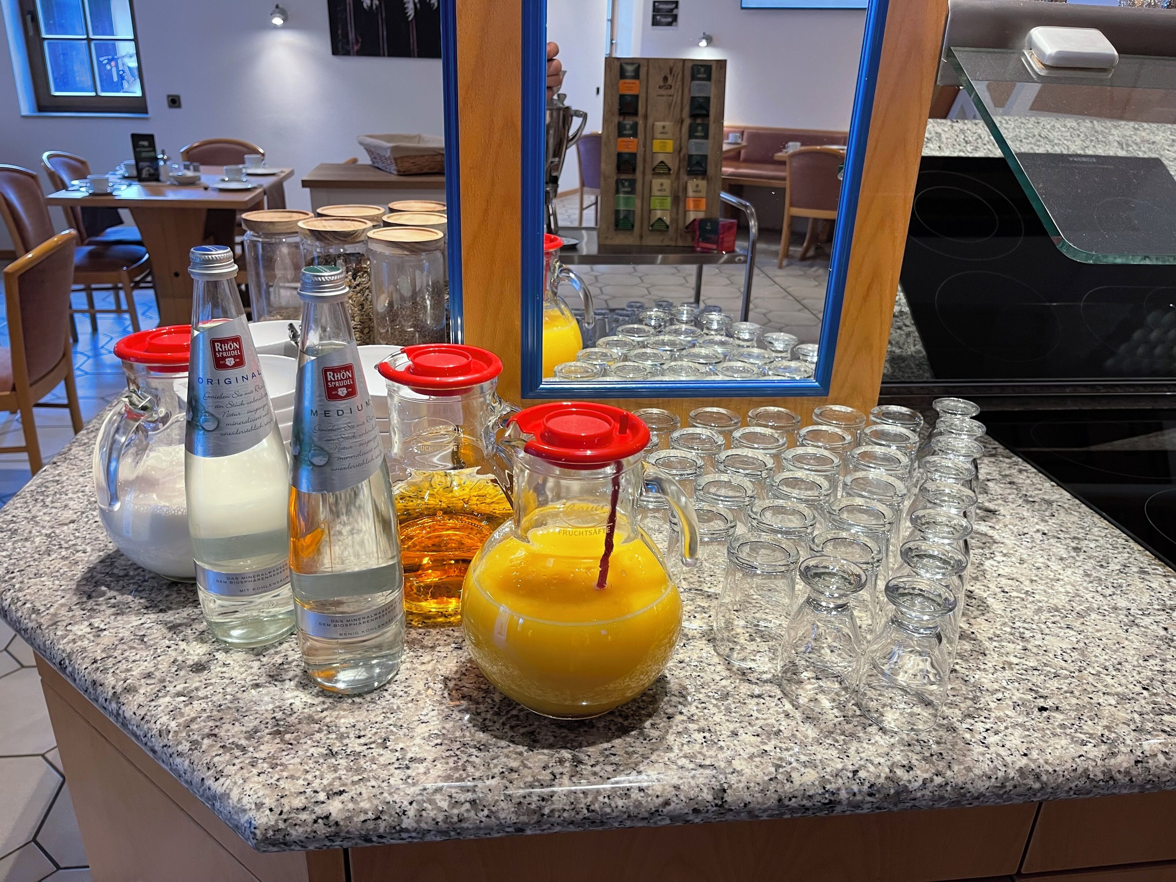 Buffet breakfast on weekends (EUR 15 per person)