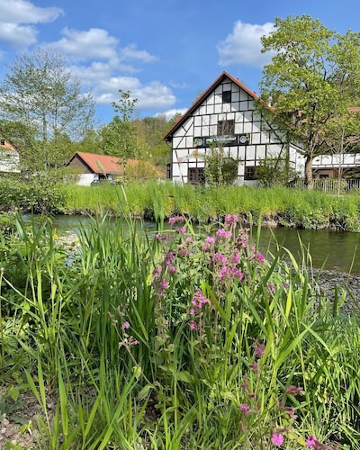 Landhotel Der Distelhof mit Scheunencafé