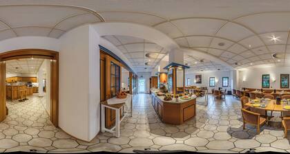 Landhotel Der Distelhof mit Scheunencafé