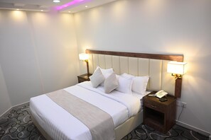 Suite | In-room safe, desk, laptop workspace, iron/ironing board - Violet Hotel (Yanbu)