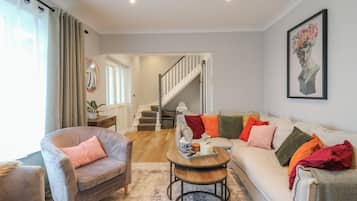 Cottage | Living area