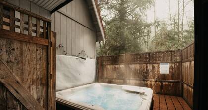 52MBR - Hot Tub - Pets Ok - Generator - WIFI
