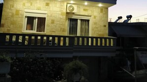 Unclassified image, 3 of 33, button - Tzei House - 5min drive to beach (Perivolia)