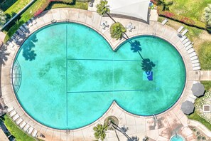 Unclassified image, 3 of 29, button