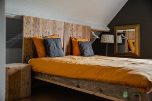 5 bedrooms, free WiFi