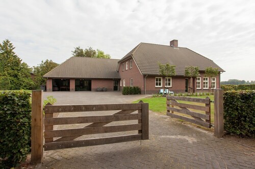 Country house next to a nature reserve