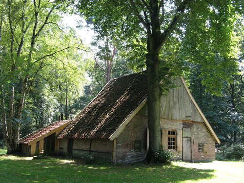Luxury Lodge in Twente with Meadow Views