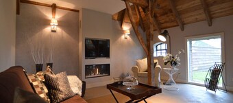 Stylish Farmhouse with Private Garden and Sauna