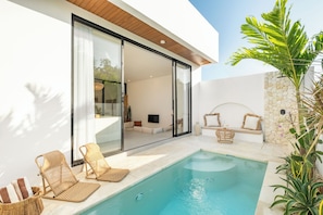 Sundeck