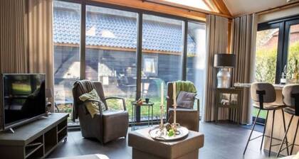 Tranquil Holiday Home in Alphen-Chaam with Stables