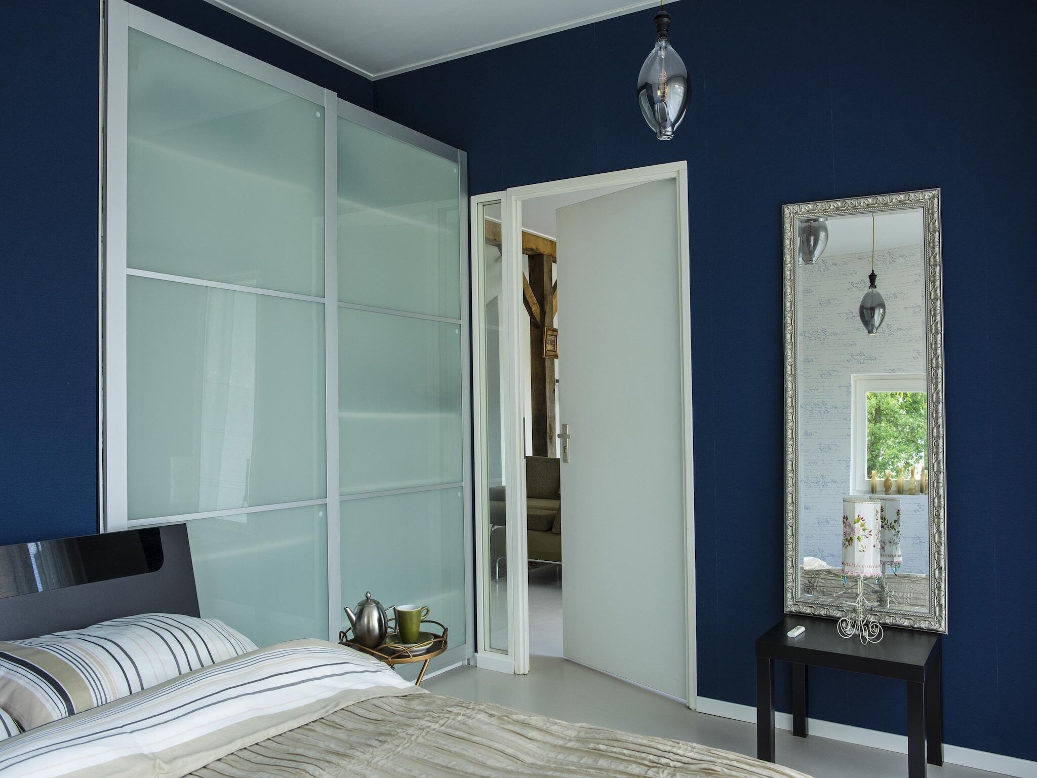 2 多间卧室、WiFi