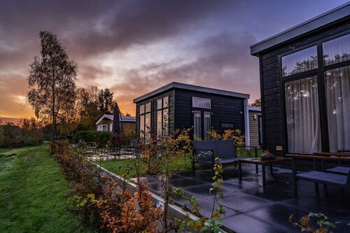 Hot Tub Retreat by Water