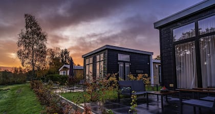 Hot Tub Retreat by Water