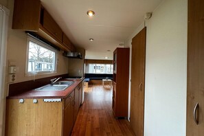 Fridge, microwave, stovetop, coffee/tea maker - Quiet stay in nature with garden near Zwolle (Heino)