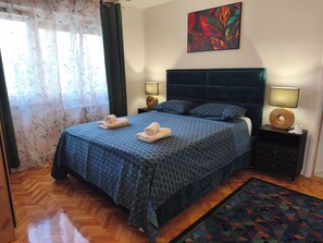 2 chambres, fer et planche à repasser, Wi-Fi, literie fournie