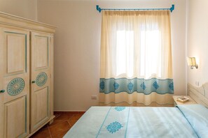 1 Schlafzimmer, Reisekinderbett, Internetzugang, Bettwäsche