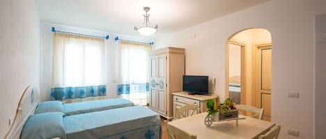 1 Schlafzimmer, Reisekinderbett, Internetzugang, Bettwäsche