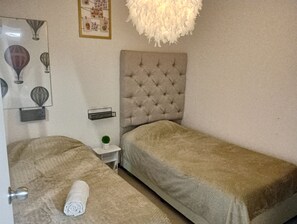 2 bedrooms, iron/ironing board, free WiFi, bed sheets - Lovely 2-bedroom condo with WiFi in Tizayuca (Tizayuca)