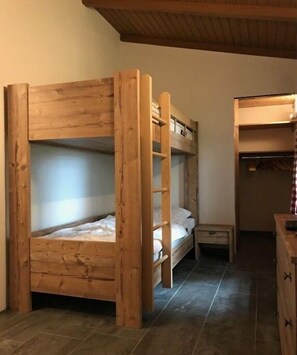 2 bedrooms, iron/ironing board