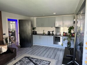 Fridge, microwave, oven, dishwasher